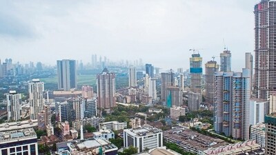 1Developers are in a keen battle to secure prime projects in SoBo. (Aniruddha Chowdhury/Mint) 1Developers are in a keen battle to secure prime projects in SoBo. (Aniruddha Chowdhury/Mint)