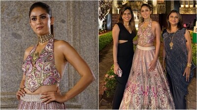 Mira Rajput wows as showstopper in exquisite corset blouse and lehenga skirt Mira Rajput wows as showstopper in exquisite corset blouse and lehenga skirt