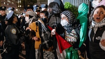Yemen's Iran-aligned Houthi militia, which has disrupted global shipping to display its support for Palestinians in the Gaza conflict, is now offering a place for students suspended from U.S. universities after staging anti-Israeli protests. (AP) Yemen's Iran-aligned Houthi militia, which has disrupted global shipping to display its support for Palestinians in the Gaza conflict, is now offering a place for students suspended from U.S. universities after staging anti-Israeli protests. (AP)