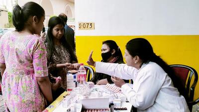 Ghaziabaho d The health department on Friday set up a medical camp at Saya Gold high-rise in Indirapuram to treat residents who fell ill in the past one week. (Sakib Ali /Hindustan Times) Ghaziabaho d The health department on Friday set up a medical camp at Saya Gold high-rise in Indirapuram to treat residents who fell ill in the past one week. (Sakib Ali /Hindustan Times)