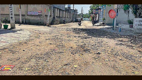 Residents have raised concern over multiple problems. (HT Photo)