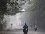 Amid the prevailing heatwave conditions across many regions, there's a potential for heatwaves in isolated areas of North Interior Karnataka on May 7. (HT PHOTO)
