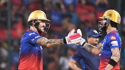 Royal Challengers Bengaluru's skipper Faf du Plessis and Virat Kohli during the match against Gujarat Titans in the Indian Premier League 2024. (ANI ) Royal Challengers Bengaluru's skipper Faf du Plessis and Virat Kohli during the match against Gujarat Titans in the Indian Premier League 2024. (ANI )