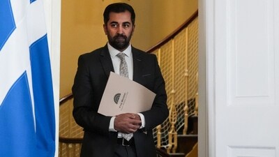 Scotland's First Minister Humza Yousaf arrives to announce his resignation during a statement, at Bute House, in Edinburgh, on April 29, 2024. Humza Yousaf resigns as Scotland's first minister just days before he was due to face two confidence votes in his leadership and government. The 39-year-old politician has endured a torrid few days since ending the SNP's ruling coalition with the Scottish Greens in the Scottish parliament in Edinburgh. (Photo by Andrew Milligan / POOL / AFP) (AFP) Scotland's First Minister Humza Yousaf arrives to announce his resignation during a statement, at Bute House, in Edinburgh, on April 29, 2024. Humza Yousaf resigns as Scotland's first minister just days before he was due to face two confidence votes in his leadership and government. The 39-year-old politician has endured a torrid few days since ending the SNP's ruling coalition with the Scottish Greens in the Scottish parliament in Edinburgh. (Photo by Andrew Milligan / POOL / AFP) (AFP)