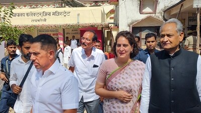 Rae Bareli: Congress leader Priyanka Gandhi Vadra with her husband Robert Vadra and former Rajasthan chief minister Ashok Gehlot. (PTI) Rae Bareli: Congress leader Priyanka Gandhi Vadra with her husband Robert Vadra and former Rajasthan chief minister Ashok Gehlot. (PTI)
