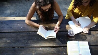 The exam season is here and students attempting competitive exams must be in their final rounds of preparation (Unsplash)