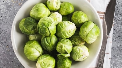 3. Gut-healthy goodness: Feed your microbiome with fibre-rich fare! High-protein veggies be it asparagus, Brussels Sprouts promote gut health, aiding digestion and keeping your system in balance. (Freepik) 3. Gut-healthy goodness: Feed your microbiome with fibre-rich fare! High-protein veggies be it asparagus, Brussels Sprouts promote gut health, aiding digestion and keeping your system in balance. (Freepik)
