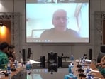 Gary Kirsten virtually attends Pakistan's team meeting.