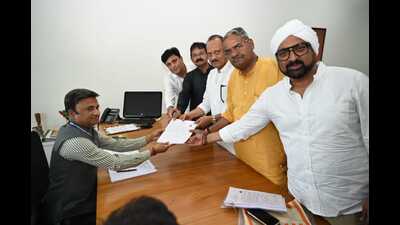Adhalrao was beaten by Amol Kolhe in 2019 general elections. (HT PHOTO) Adhalrao was beaten by Amol Kolhe in 2019 general elections. (HT PHOTO)