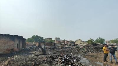 An investigation revealed that the blaze erupted after smoke started billowing out of a shanty suspectedly during cooking. (HT Photos)