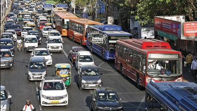 In Delhi, buses come in colours including red, indigo, orange, green, and light blue. (HT Photo) In Delhi, buses come in colours including red, indigo, orange, green, and light blue. (HT Photo)