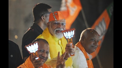Prime Minister Narendra Modi during the road show in Ayodhya (Deepak Gupta/Hindustan Times) Prime Minister Narendra Modi during the road show in Ayodhya (Deepak Gupta/Hindustan Times)