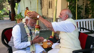 Prime Minister Narendra Modi meets Jam Saheb Shri Shatrusalyasinhji in Jamnagar on Thursday. (Image posted on X by PM Modi) Prime Minister Narendra Modi meets Jam Saheb Shri Shatrusalyasinhji in Jamnagar on Thursday. (Image posted on X by PM Modi)