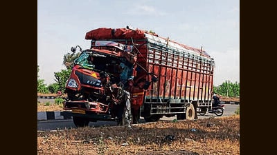 The mangled truck after hitting the parked vehicle in Ludhiana. (HT Photo) The mangled truck after hitting the parked vehicle in Ludhiana. (HT Photo)