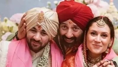 Sunny Deol blesses son Karan Deol and daughter-in-law Drishti Acharya at their wedding Sunny Deol blesses son Karan Deol and daughter-in-law Drishti Acharya at their wedding