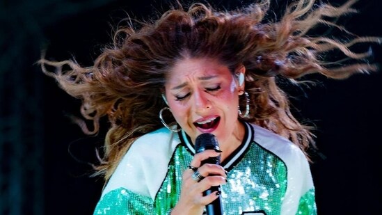 Sunidhi Chauhan during the show (Instagram/sunidhichauhan5)