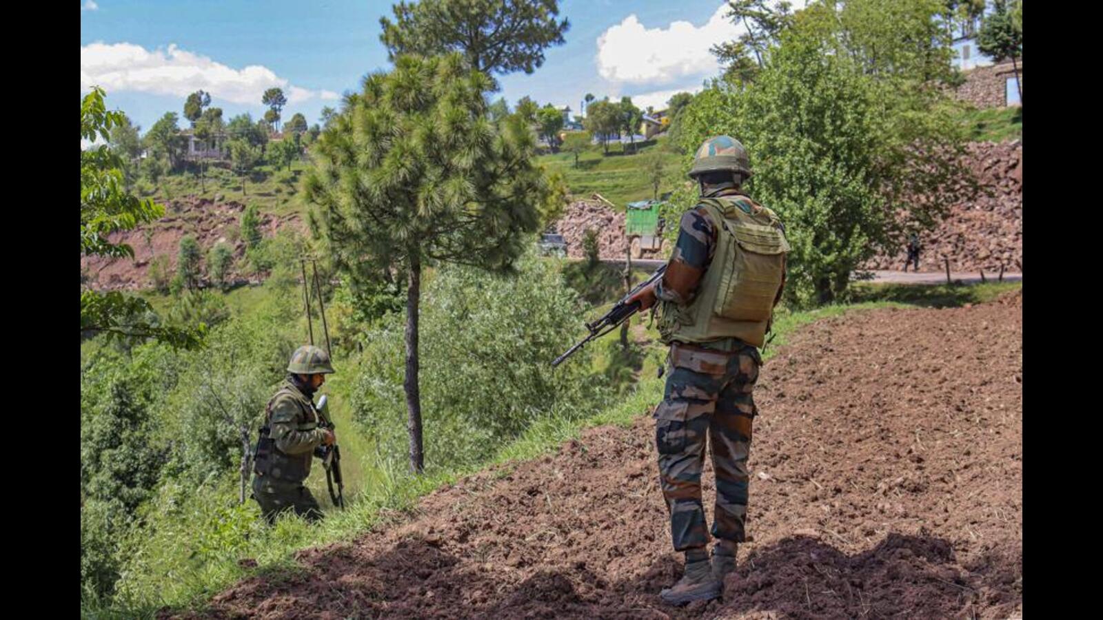 Manhunt on for two terrorists from Pakistan over Poonch strike - Vimarsana News