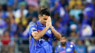 Kamboj did get his first wicket eventually, cleaning up the returning Mayank Agarwal. (MI-X)