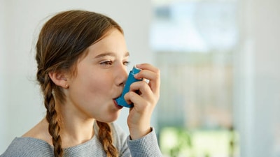 World Asthma Day 2024: Every year, World Asthma Day is organised on the first Tuesday of the month of May to raise awareness about the chronic lung condition. In Asthma, the airways become too inflamed or narrow which makes it difficult for air to pass to the lungs. This causes difficulty in breathing. Here are a few naturals remedies that we should know about. (gettyimages) World Asthma Day 2024: Every year, World Asthma Day is organised on the first Tuesday of the month of May to raise awareness about the chronic lung condition. In Asthma, the airways become too inflamed or narrow which makes it difficult for air to pass to the lungs. This causes difficulty in breathing. Here are a few naturals remedies that we should know about. (gettyimages)