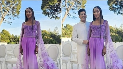 Naomi Campbell wears a custom Manish Malhotra beaded saree to Umar Kamani's wedding. (Instagram ) Naomi Campbell wears a custom Manish Malhotra beaded saree to Umar Kamani's wedding. (Instagram )