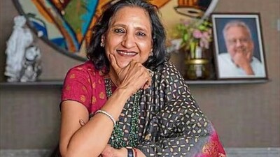 Rekha Jhunjhunwala, wife of late investor Rakesh Jhunjhunwala, is seen. Rekha Jhunjhunwala, wife of late investor Rakesh Jhunjhunwala, is seen.