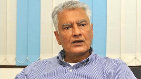 The delegation of the BJP leaders, led by state unit chief Sunil Jakhar, submitted a memorandum to Punjab CEO Sibin C, claiming that the state machinery has miserably failed to ensure the right of campaign of the BJP candidates in the poll fray.