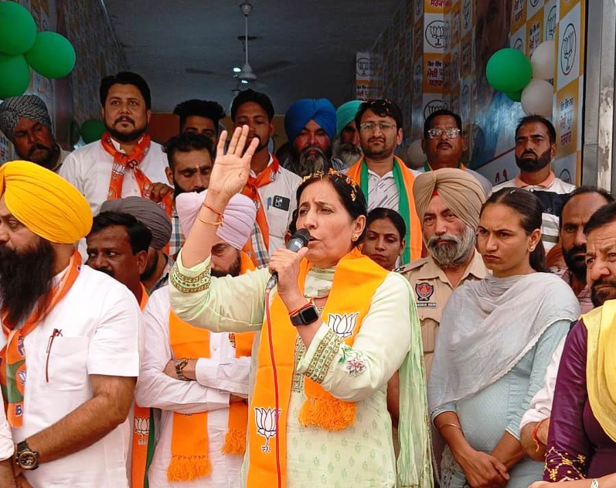 Parampal Kaur Sidhu, 59, who is contesting her debut election on the BJP ticket from her home constituency of Bathinda days after quitting the bureaucracy (HT) Parampal Kaur Sidhu, 59, who is contesting her debut election on the BJP ticket from her home constituency of Bathinda days after quitting the bureaucracy (HT)