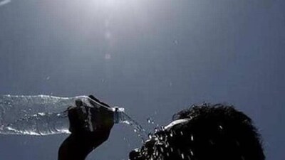 Heatwave conditions in Phase 3 of Lok Sabha election (Bidesh Manna/HT Photo) Heatwave conditions in Phase 3 of Lok Sabha election (Bidesh Manna/HT Photo)