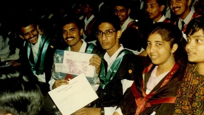 The picture shows Sundar Pichai and Sharmistha Dubey at IIT Kharagpur's convocation in 1993. (X/@ananyalohani_) The picture shows Sundar Pichai and Sharmistha Dubey at IIT Kharagpur's convocation in 1993. (X/@ananyalohani_)