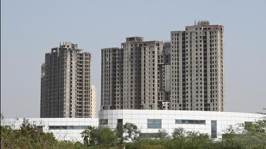 NThe policy was meant to help a large section of homebuyers in Noida, Greater Noida and Yamuna expressway areas, where an estimated 240,000 to 350,000 housing units are currently lying stalled owing to several reasons. (HT Archive)