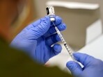 CDC updates guidelines as FLiRT variants spread. (AP Photo/Lynne Sladky, File) CDC updates guidelines as FLiRT variants spread. (AP Photo/Lynne Sladky, File)