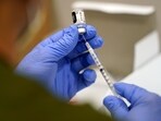 Development of a single, simpler vaccine shows promise in protecting against a range of coronaviruses, including those not included in the vaccine. 