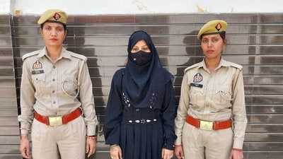 Woman ties husband to bed, burns him with cigarettes in UP's Bijnor, arrested (Twitter/@ItsKhan_Saba) Woman ties husband to bed, burns him with cigarettes in UP's Bijnor, arrested (Twitter/@ItsKhan_Saba)