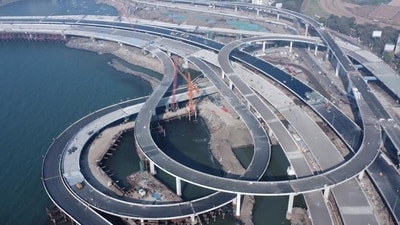 Mumbai, India. Jan 31,2024 - Marine Drive to Worli, 10.58 Km stretch of Mumbai Coastal Road open by around February month.This road will enable vehicles to travel at speeds of up to 80 km/h, although the design allows for speeds of 100 km/h. It is considered to be the most expensive project of the BMC yet. It will connect the Marine Drive area in south Mumbai to Kandivali, a western suburb, via the existing Bandra Worli Sea Link. Jan 31,2024. (Photo by Raju Shinde/HT Photo) Mumbai, India. Jan 31,2024 - Marine Drive to Worli, 10.58 Km stretch of Mumbai Coastal Road open by around February month.This road will enable vehicles to travel at speeds of up to 80 km/h, although the design allows for speeds of 100 km/h. It is considered to be the most expensive project of the BMC yet. It will connect the Marine Drive area in south Mumbai to Kandivali, a western suburb, via the existing Bandra Worli Sea Link. Jan 31,2024. (Photo by Raju Shinde/HT Photo)