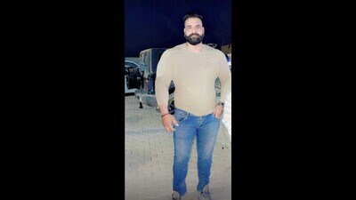 On Tuesday, Manish Kumar, alias Manni, who lived in Teur village, Kharar, was shot dead by two assailants in broad daylight attack at Kharar’s Chando village, in what police said was a result of an old gang war between two groups of bouncers. The shooters had escaped towards Jhampur. (HT Photo)