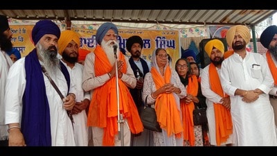 Tarsem Singh, father of Amritpal Singh, along with Paramjit Kaur Khalra, during a poll campaign in Patti. (Sameer Sehgal/HT) Tarsem Singh, father of Amritpal Singh, along with Paramjit Kaur Khalra, during a poll campaign in Patti. (Sameer Sehgal/HT)