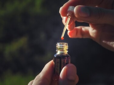A key advantage that perfume oils and attars last longer (Shutterstock) A key advantage that perfume oils and attars last longer (Shutterstock)