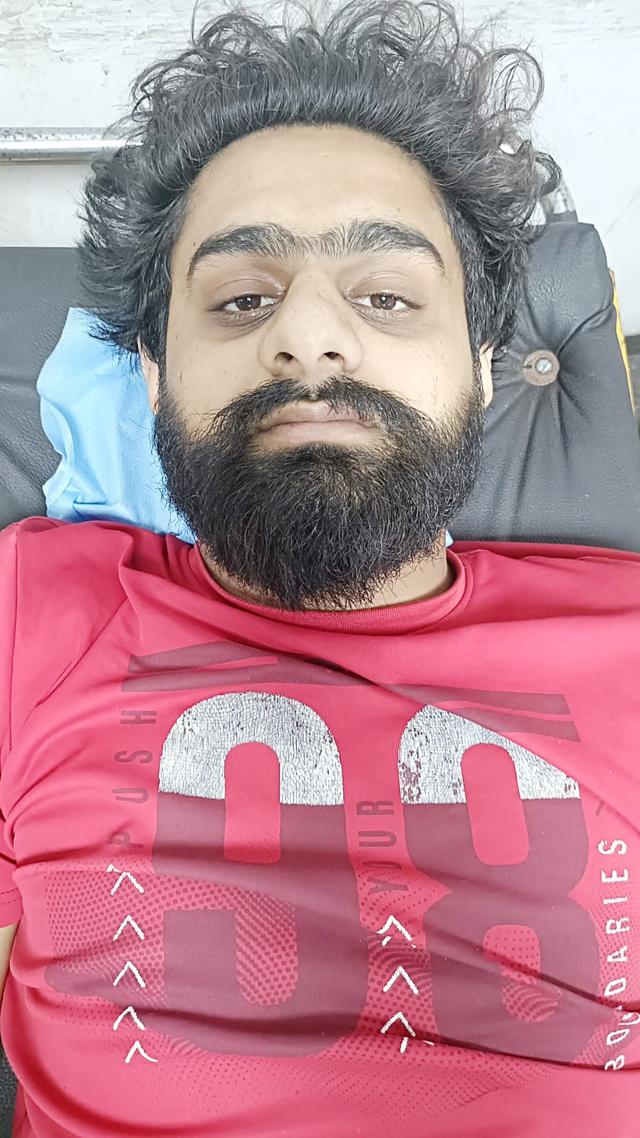 Saurabh alias Sandu in hospital. (HT Photo) Saurabh alias Sandu in hospital. (HT Photo)
