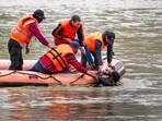 Boat capsizes in Jammu and Kashmir's Pulwama: 2 missing, 7 rescued