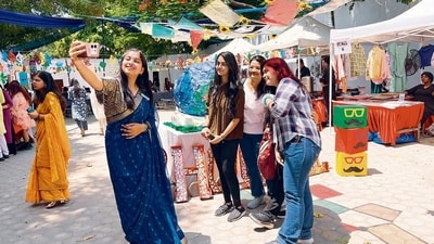 KMC's eco club fest — Bhoomi — had stalls by only those vendors who follow eco-friendly practices. (Photo: Kriti Kambiri/HT) KMC's eco club fest — Bhoomi — had stalls by only those vendors who follow eco-friendly practices. (Photo: Kriti Kambiri/HT)