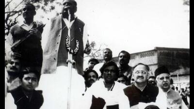 Mulayam Singh Yadav seeking votes for son Akhilesh Yadav (extreme left) in Kannauj in the 2000 election. (File Photo)
