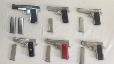 Punjab Police arrested two arms smugglers and unearthed an inter-state weapon smuggling racket on Thursday. (HT Photo)