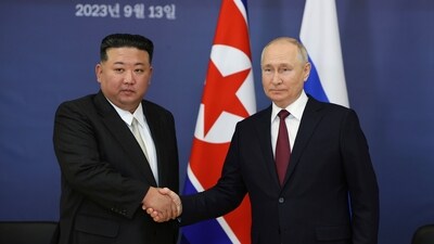 Russian President Vladimir Putin, right, and North Korean leader Kim Jong Un (File photo) Russian President Vladimir Putin, right, and North Korean leader Kim Jong Un (File photo)