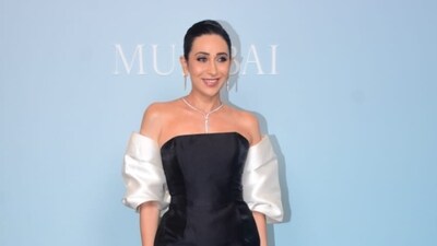 Karisma Kapoor was among the best dressed as per usual. She wore a black gown with with drape-sleeves. She also wore a diamond necklace. Karisma Kapoor was among the best dressed as per usual. She wore a black gown with with drape-sleeves. She also wore a diamond necklace.