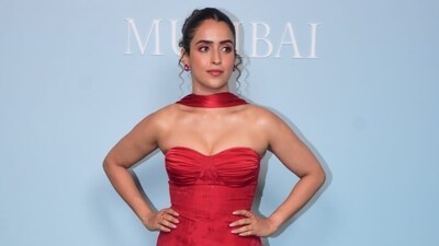 Dangal star Sanya Malhotra looks lovely in red. She was last seen in Kathal. Dangal star Sanya Malhotra looks lovely in red. She was last seen in Kathal. 