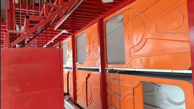The sleeping pods facility nears ready at Prayagraj junction (HT Photo) The sleeping pods facility nears ready at Prayagraj junction (HT Photo)