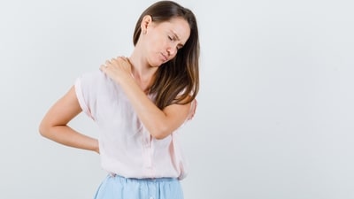 4. Aching All Over: Swine flu comes with some serious body aches that can leave you feeling like you’ve been hit by a truck. Total bummer. (Photo by Freepik ) 4. Aching All Over: Swine flu comes with some serious body aches that can leave you feeling like you’ve been hit by a truck. Total bummer. (Photo by Freepik )