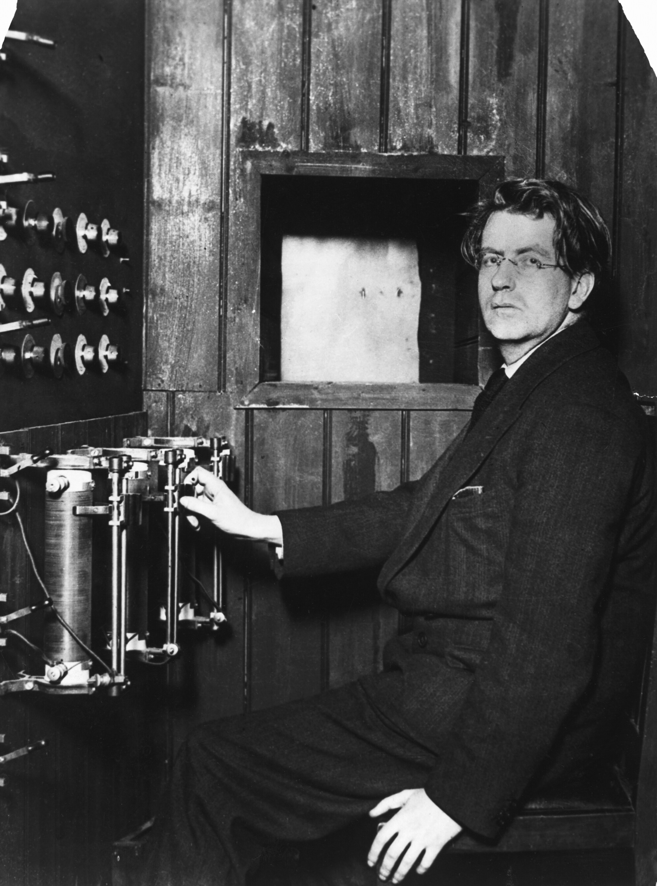 Scottish inventor John Logie Baird gave the first public demonstration of his TV apparatus at a London department store, in 1925, using a clip involving a vividly coloured ventriloquist’s doll named Stooky Bill. (Getty Images) Scottish inventor John Logie Baird gave the first public demonstration of his TV apparatus at a London department store, in 1925, using a clip involving a vividly coloured ventriloquist’s doll named Stooky Bill. (Getty Images)