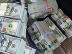 US dollars,(HT PHOTO)
