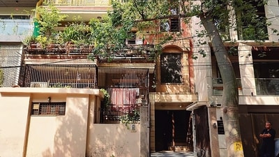 Dr Paul ran his clinic on nearby Birbal Road and stayed on the ground floor of a four-storey building with his wife in Jangpura Extension. (HT PHOTO) Dr Paul ran his clinic on nearby Birbal Road and stayed on the ground floor of a four-storey building with his wife in Jangpura Extension. (HT PHOTO)